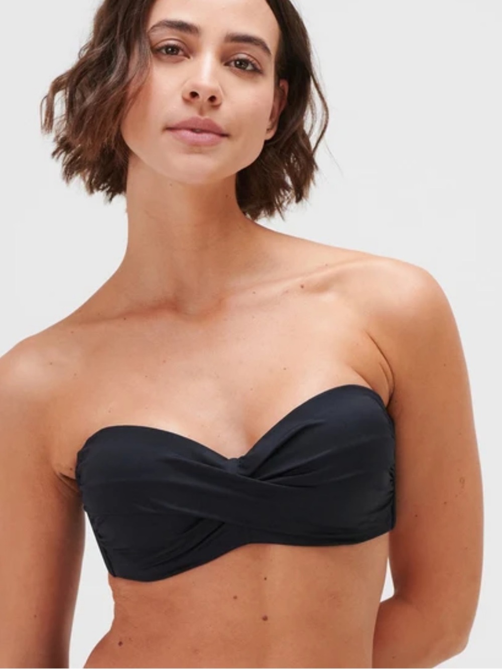 Victoria’s Secret Strapless Twist Bandeau bikini top
